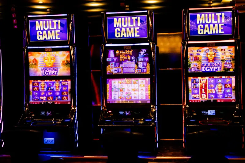 So Close It Hurts: The Science Behind Near-Misses and Why They Make You Bet Harder in Fortune Tiger